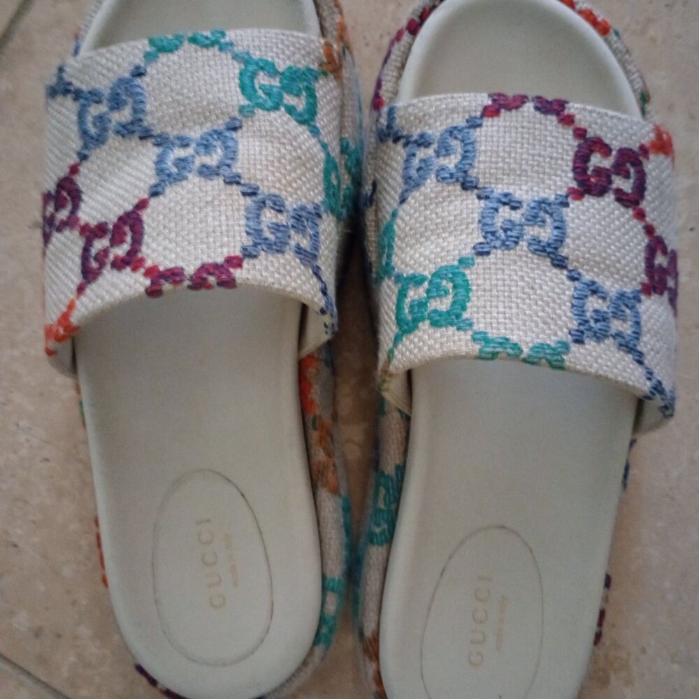 Gucci Size 38 Multicolor Platform Slides - image 2